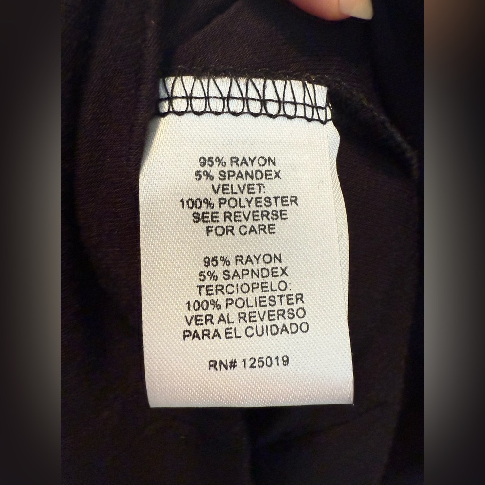 Joseph A. Black Velvet Rounded Floral/Leaf Print Collar Top - Size L‎ - Picture 11 of 12